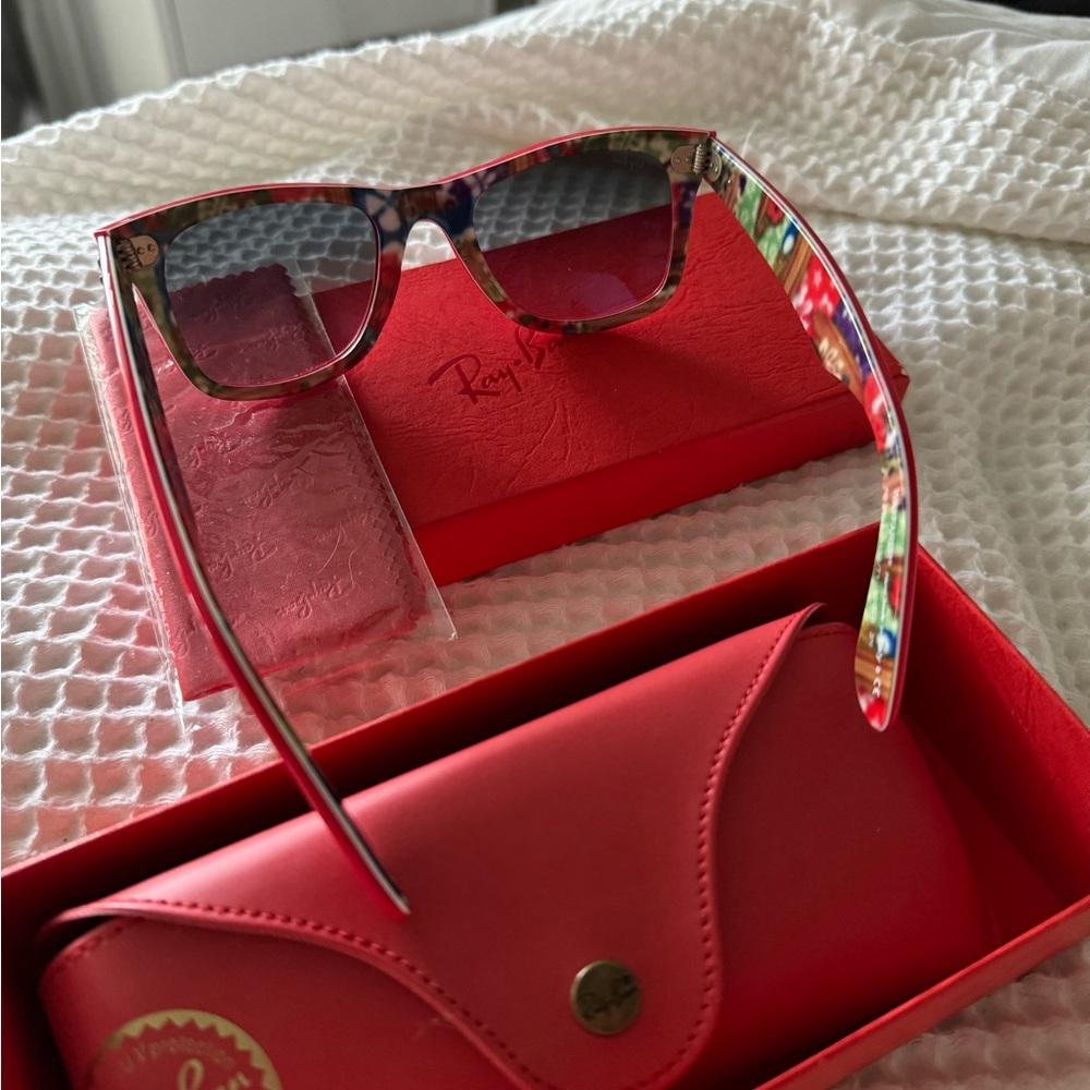 Brand New Red Ray Bans Rare Print